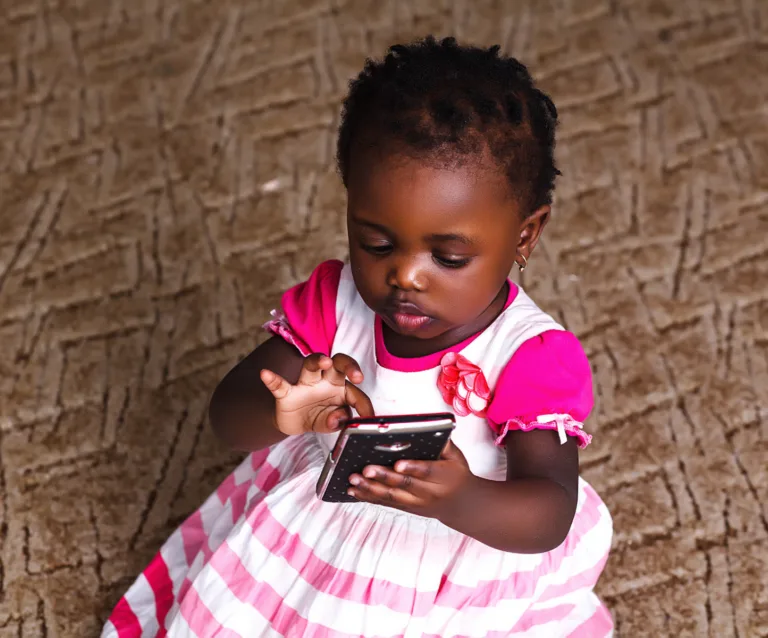 Toddler on smartphone